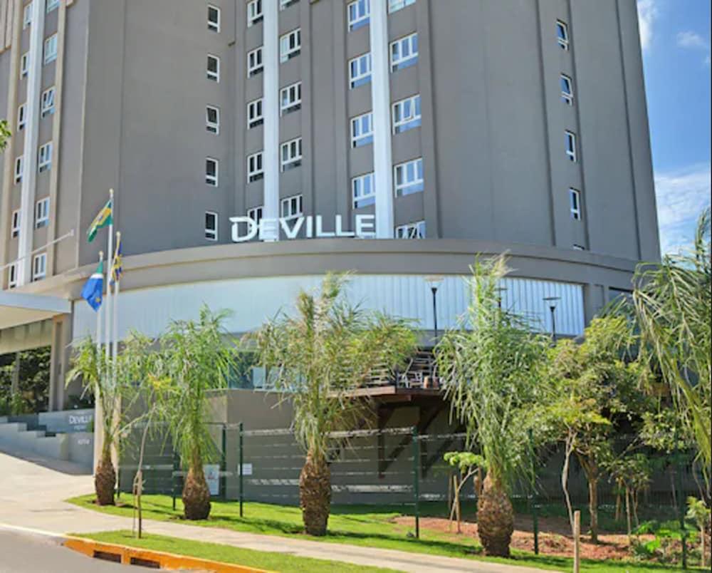 Hotel Deville Prime Cuiaba Bagian luar foto